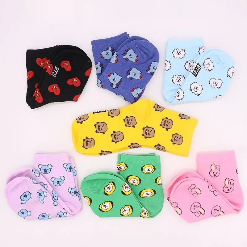 Meias de cano médio BT21 Koya  - Cookies Pack avaliação e preço